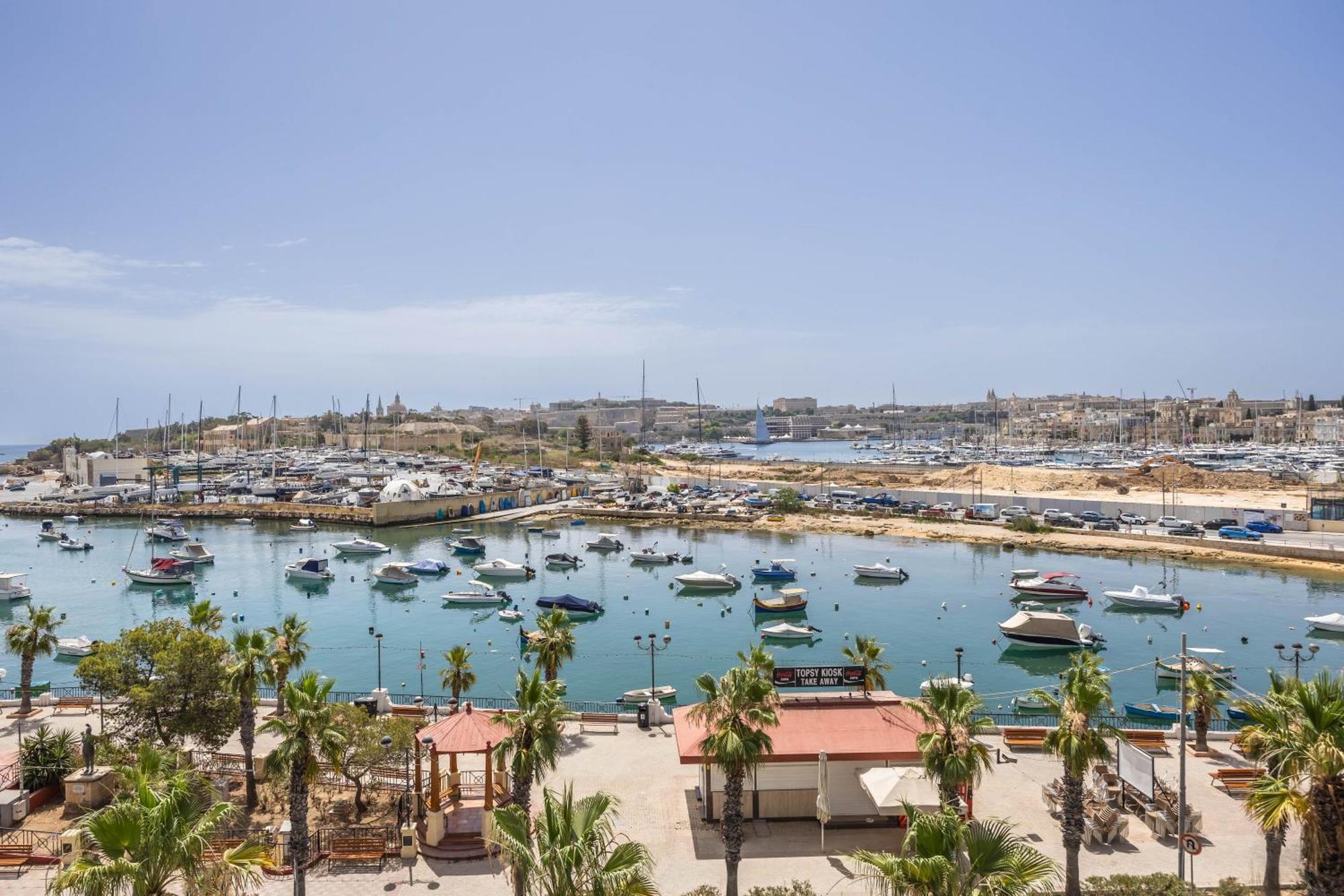 New Duplex Penthouse W Breathtaking Views By Sf Homes Gzira Exterior foto